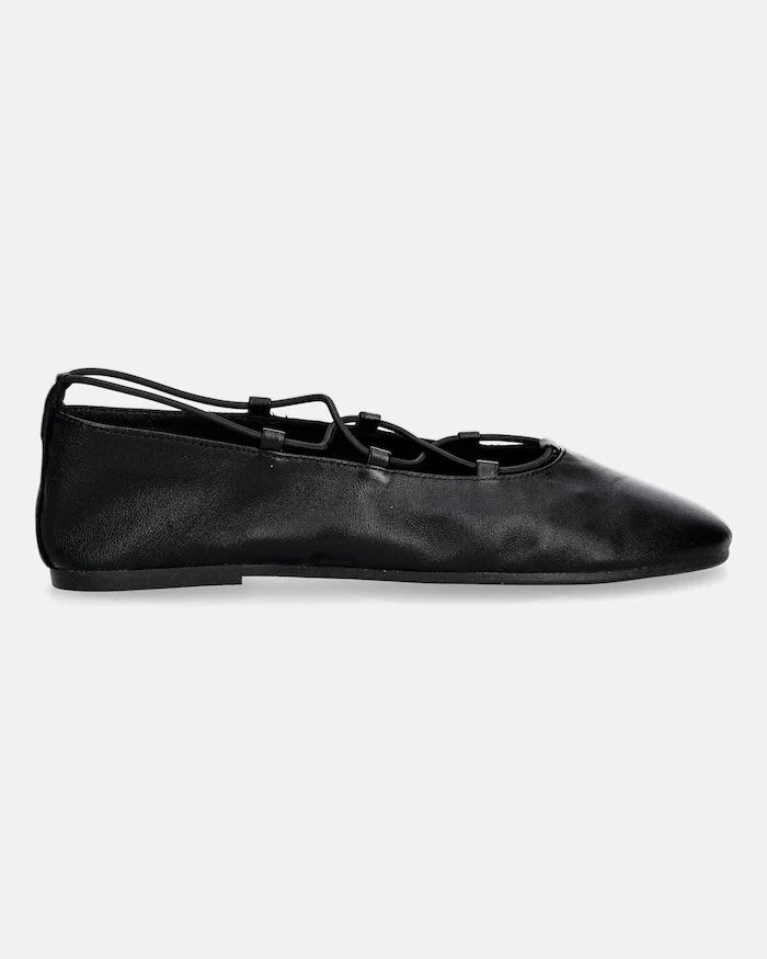 Steve Madden Bombshell Deri Babet