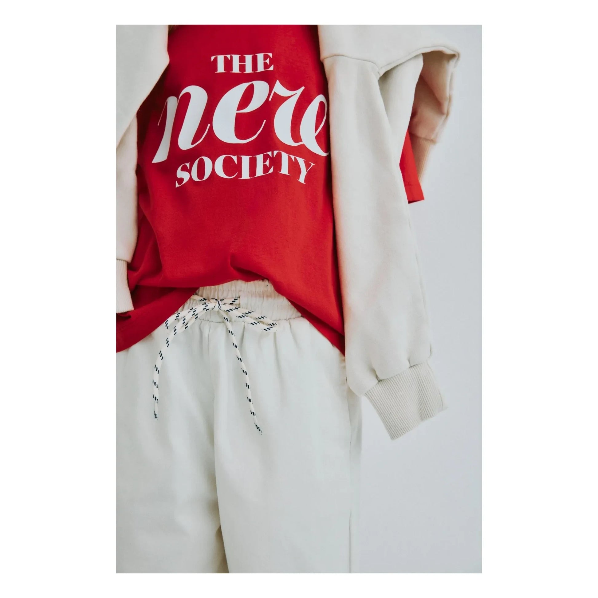 the new society - Maca T-shirt | Red