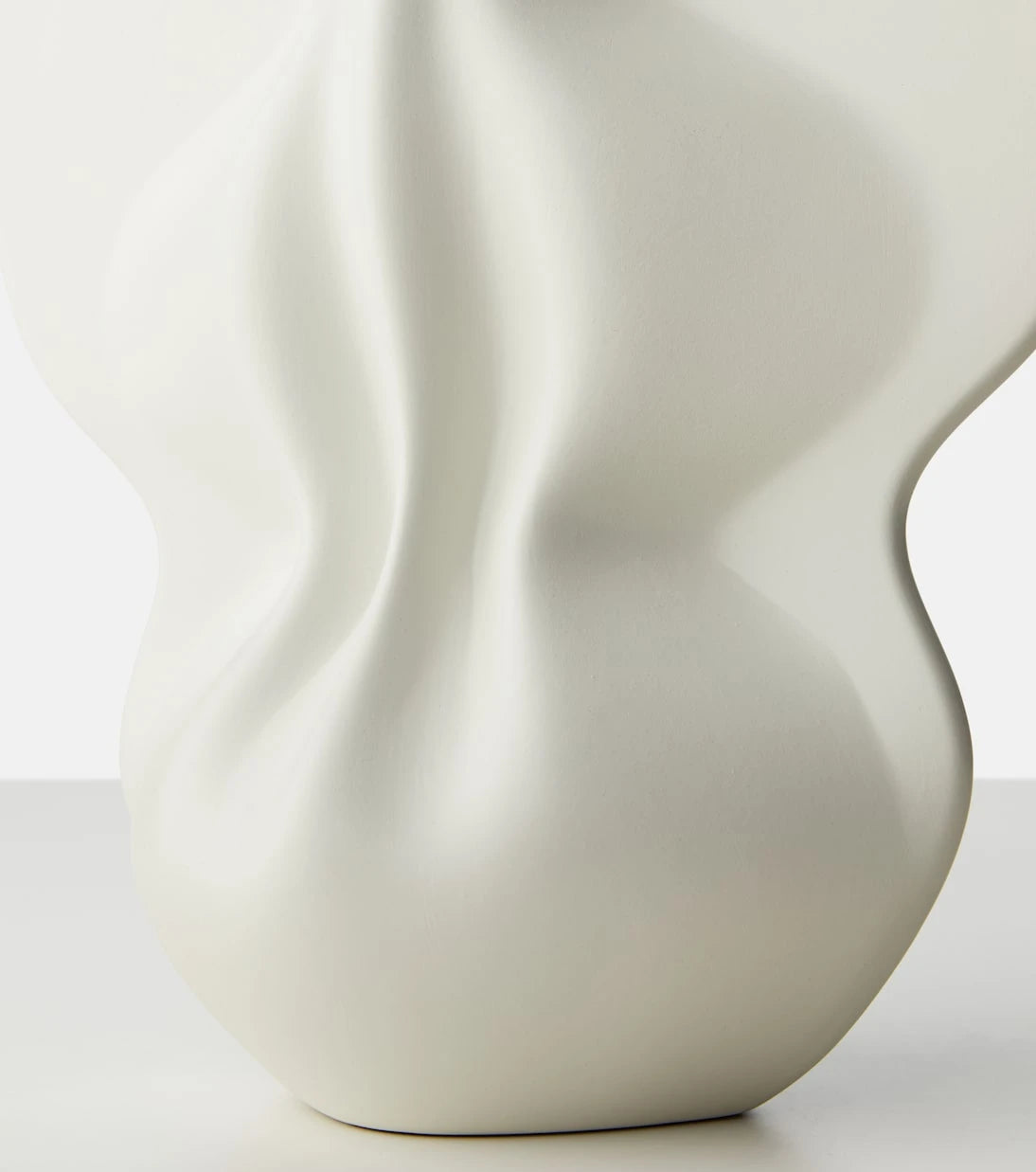 Cassina - Brolic ceramic vase by Bradley L. Bowers
