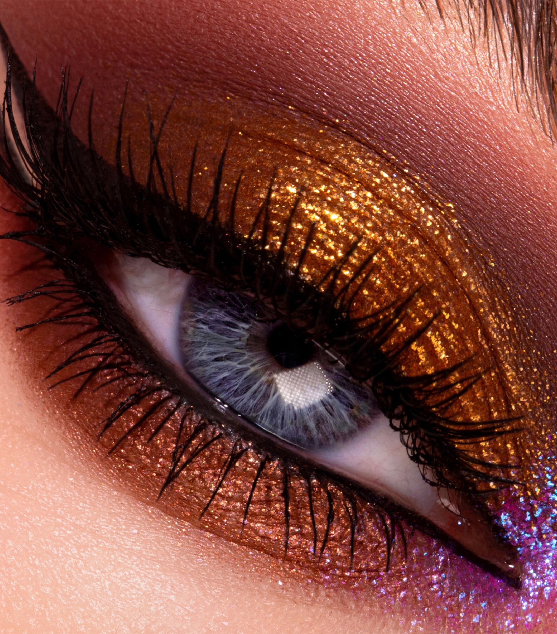 Mothership IX Huetopian Dream Eyeshado Palette