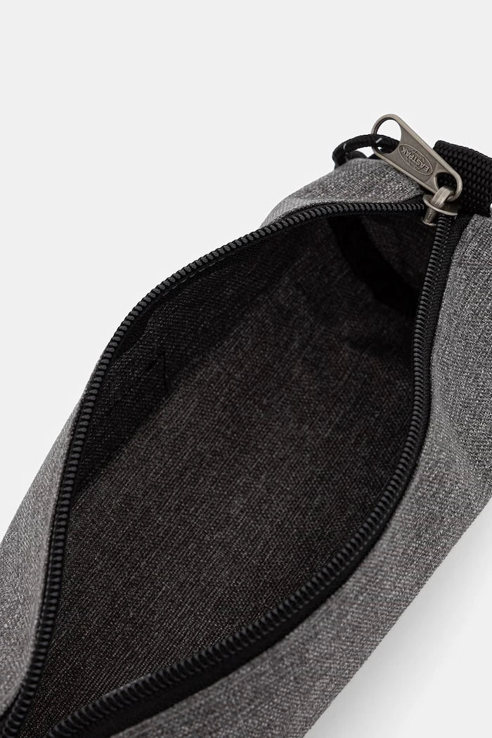 Eastpak моливник ROUND