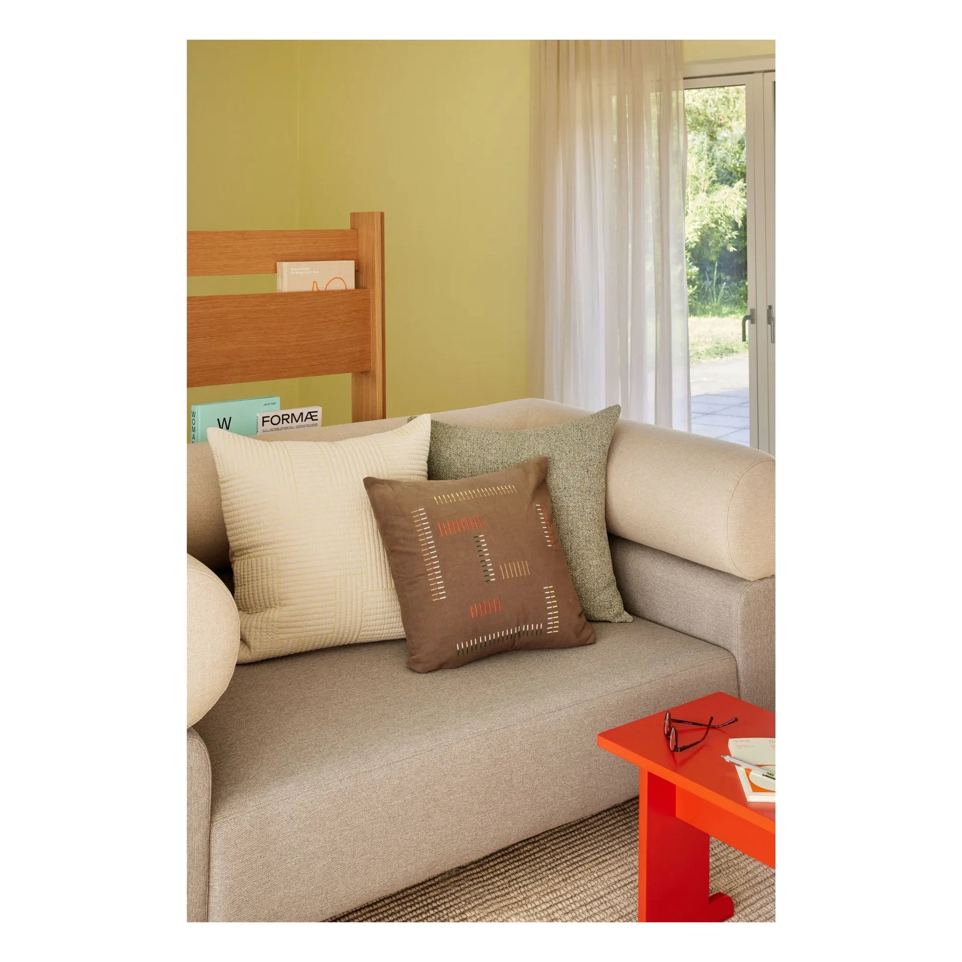 Hübsch - Elodie cushion | Beige