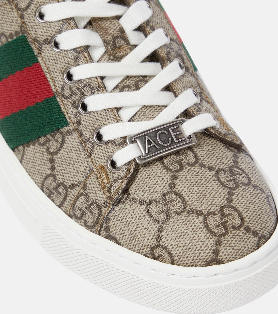 Gucci - أحذية سنيكرز Ace من قماش GG مع تزيينات جلدية