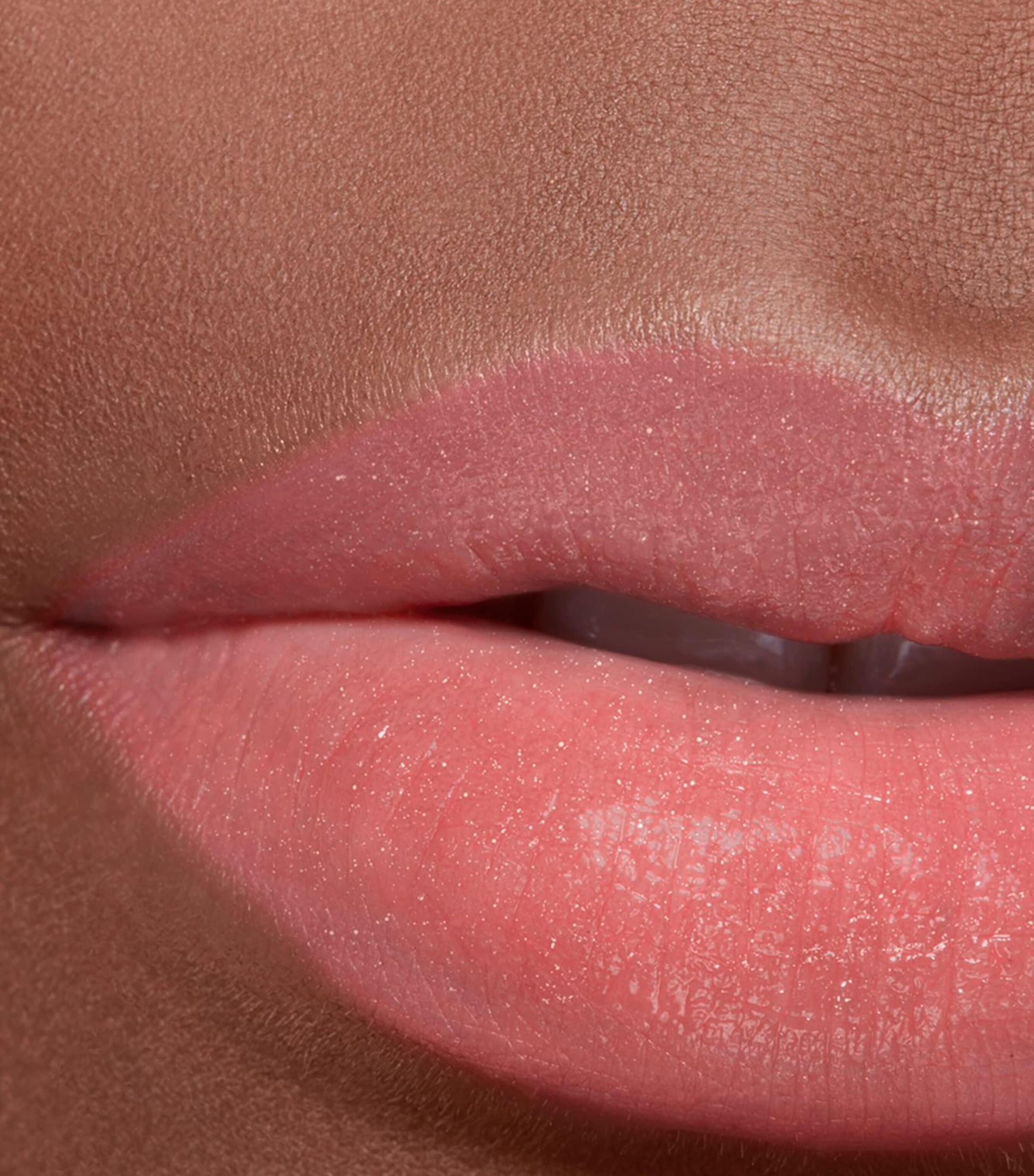 CHANEL Rouge Coco Baume