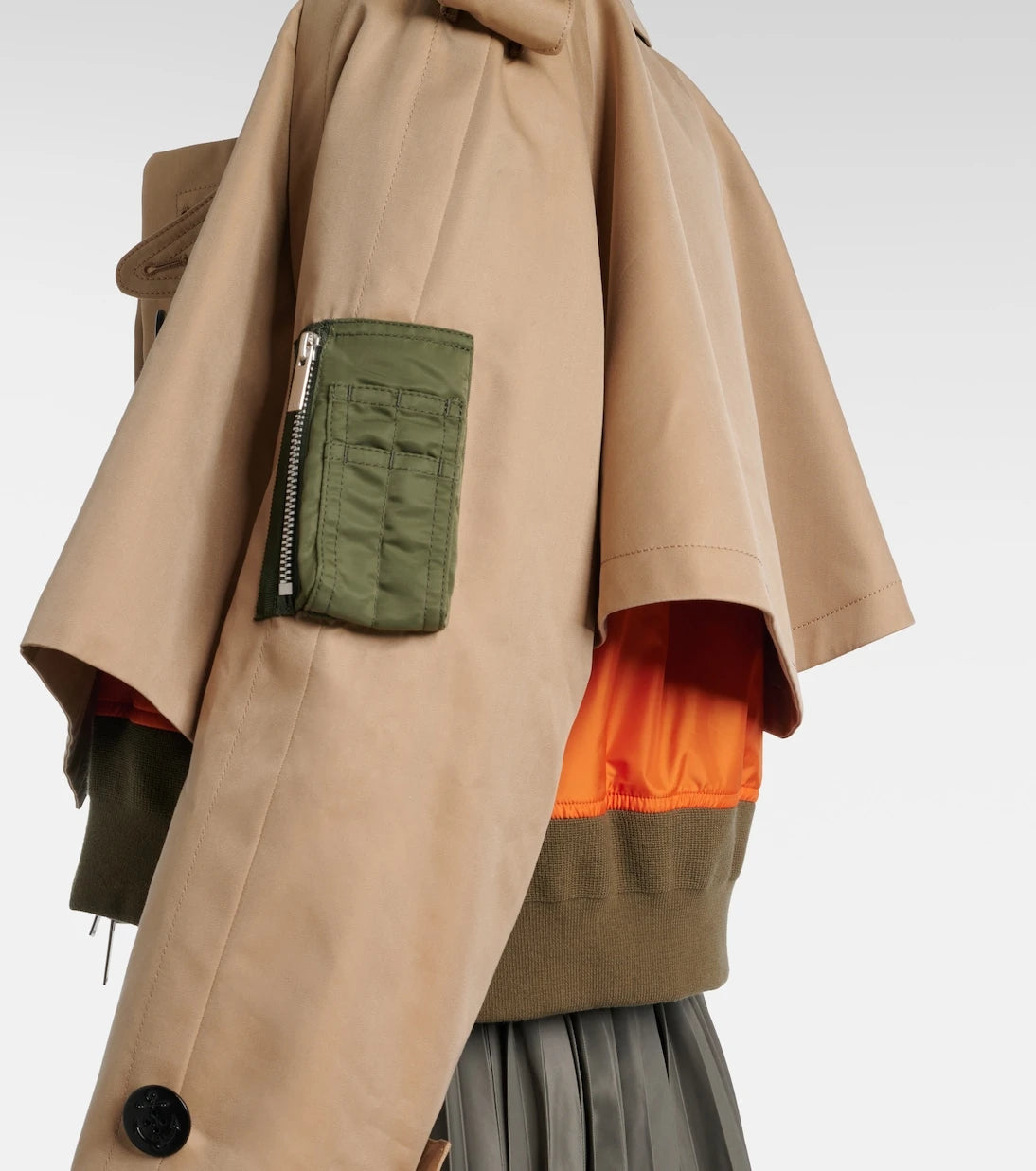 Sacai - جاكيت بومبر مبطن من مزيج القطن