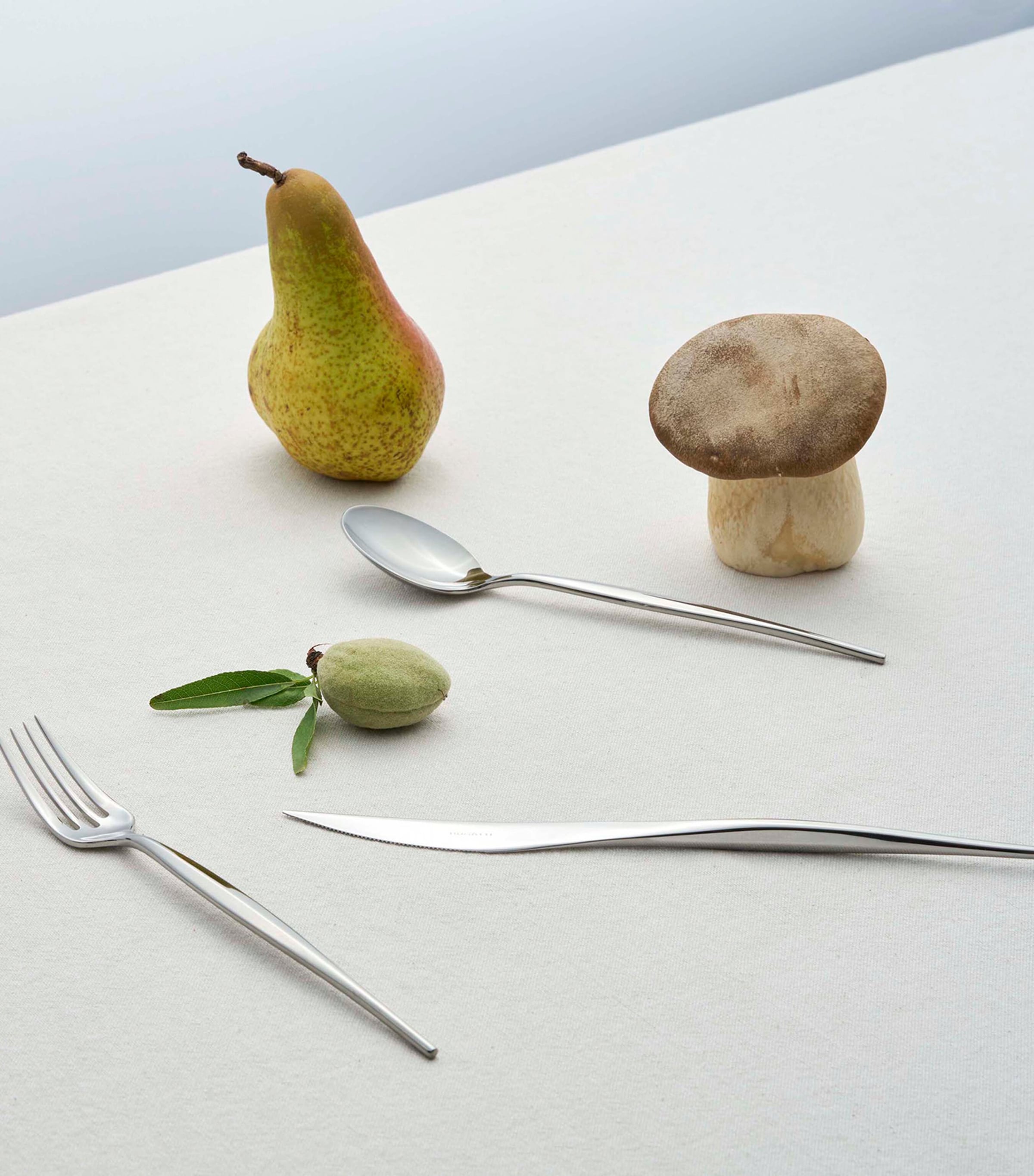 Stainless Steel Natura 75-Piece Cutlery Set