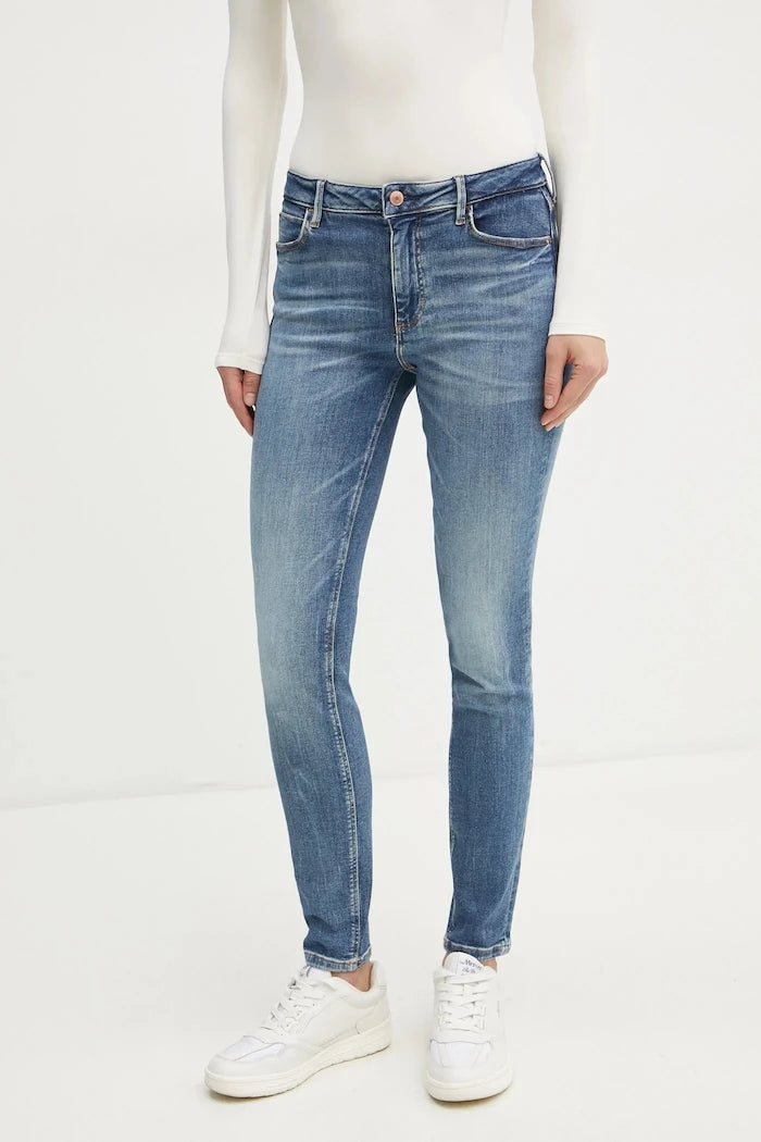 Дънки Guess