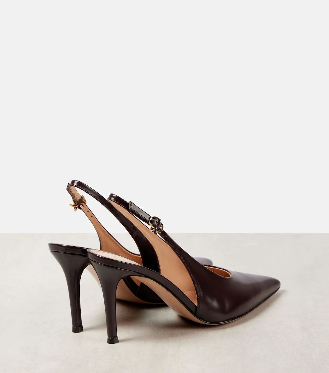 Gianvito Rossi - Robbie 85 patent leather slingback pumps