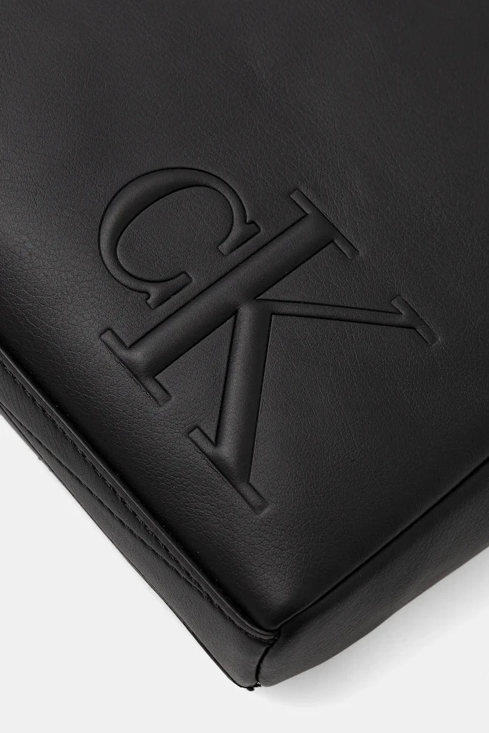 Чанта през рамо Calvin Klein
