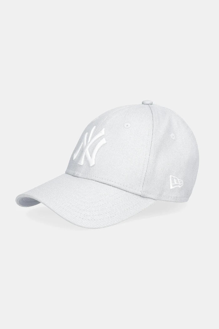Шапка с козирка New Era