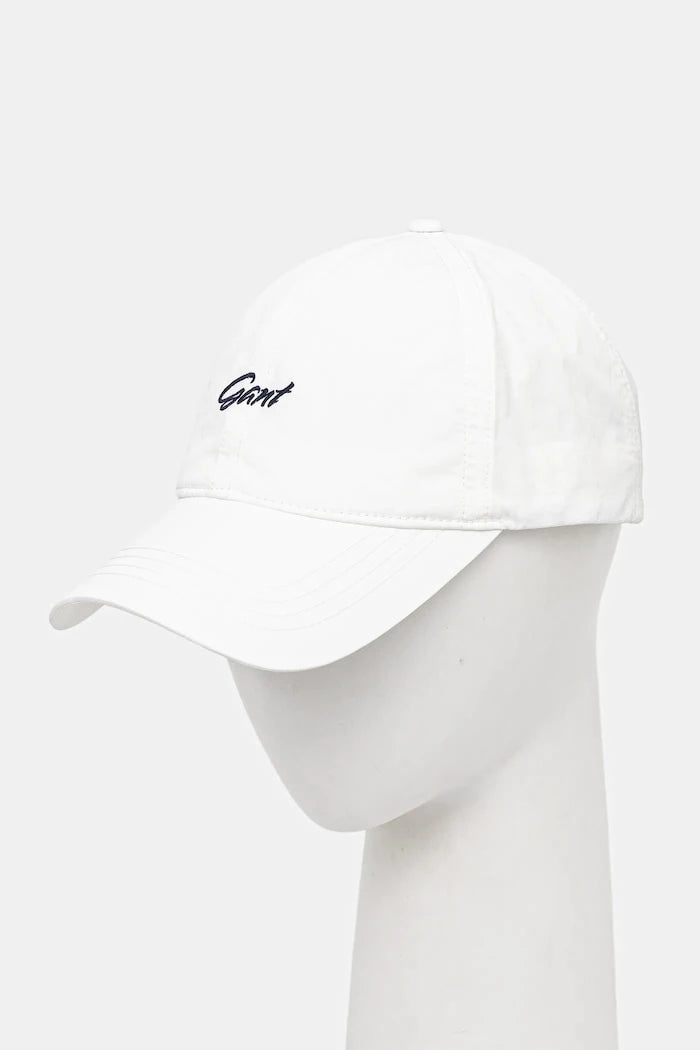 Шапка с козирка Gant