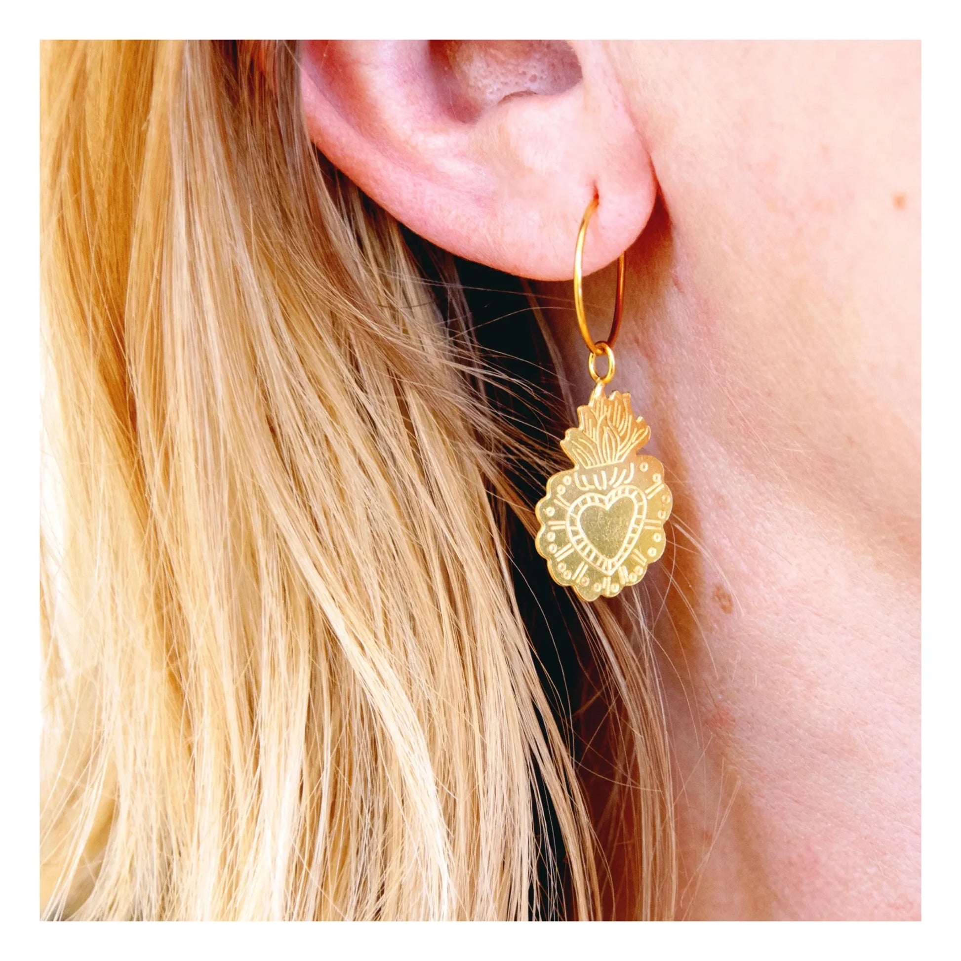 Adorabili - Creoles Russian Doll | Gold