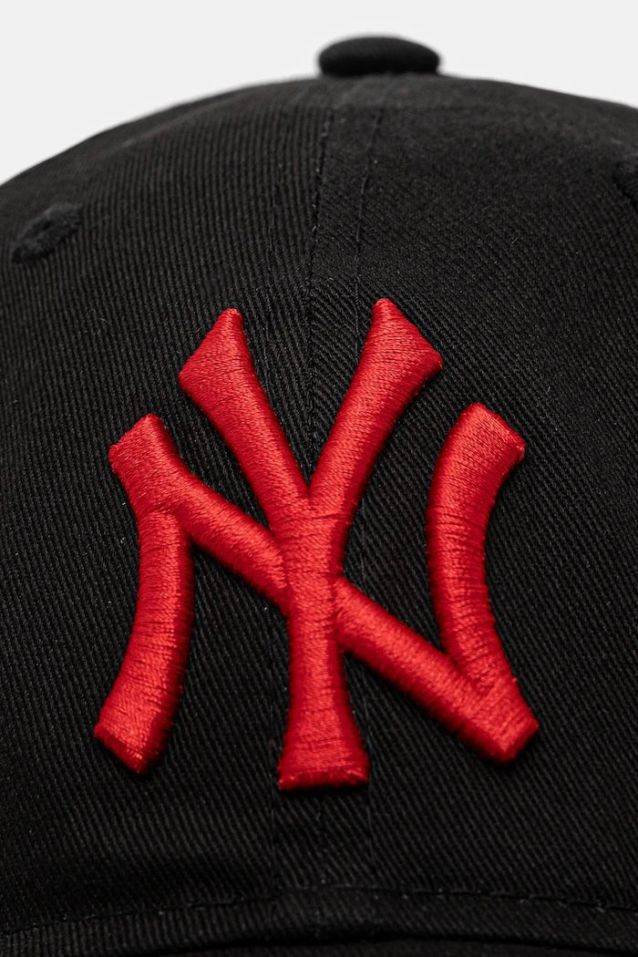 Памучна шапка с козирка New Era LE 920 LEAGUE ESSENTIAL 9TWENTY®