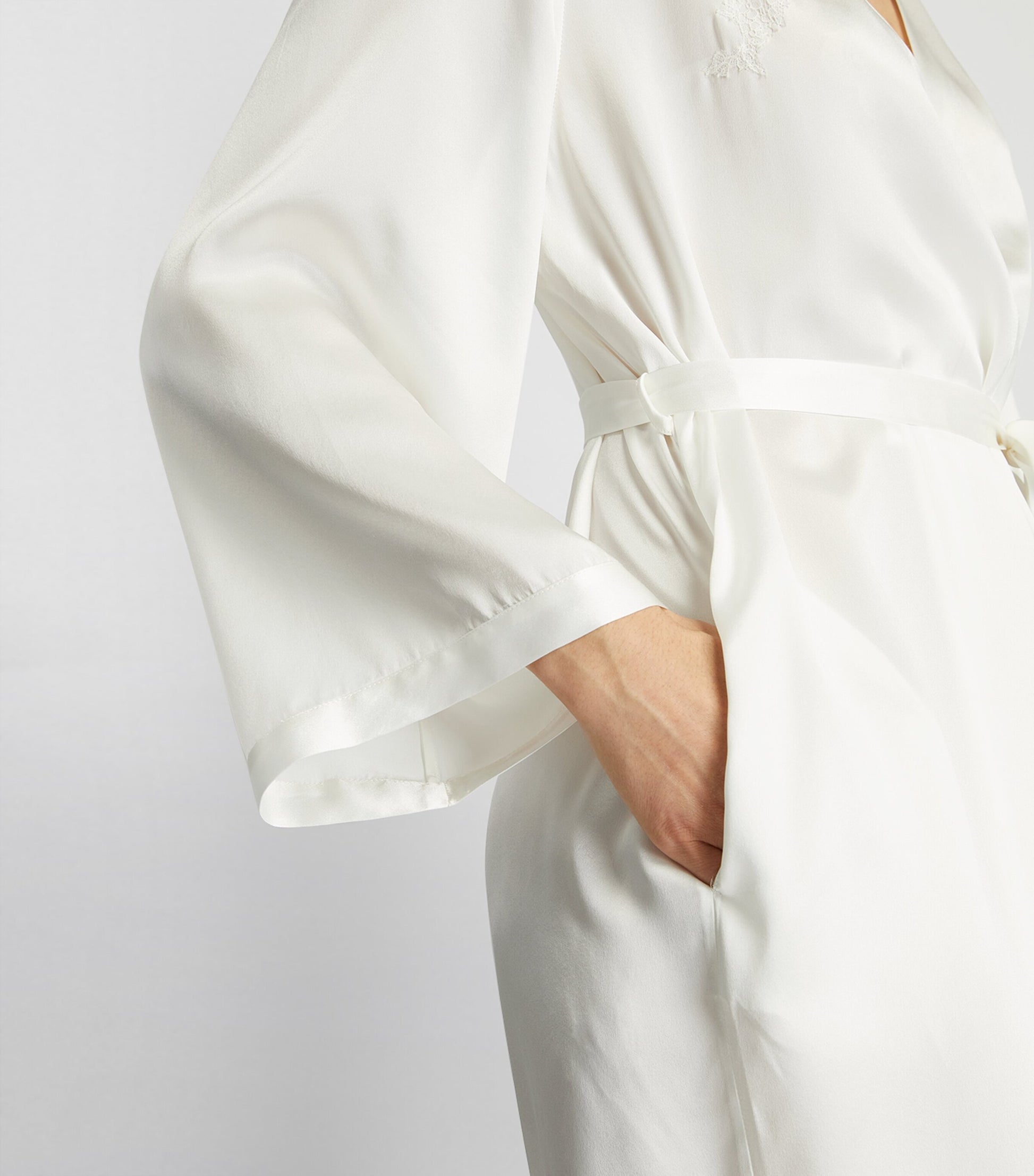 Marjolaine Ivory Silk Lace-Trim Robe