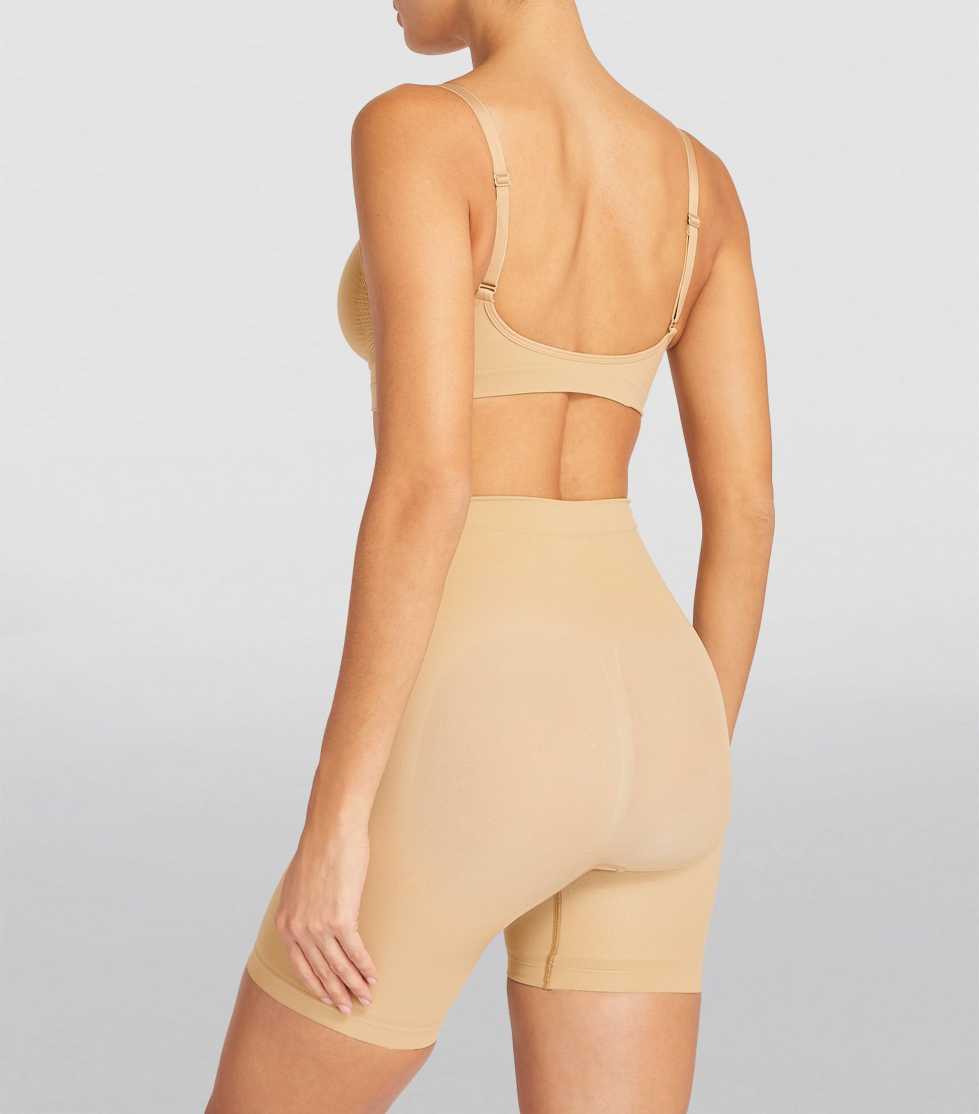 Seamless Sculpt Mid-Thigh Shorts