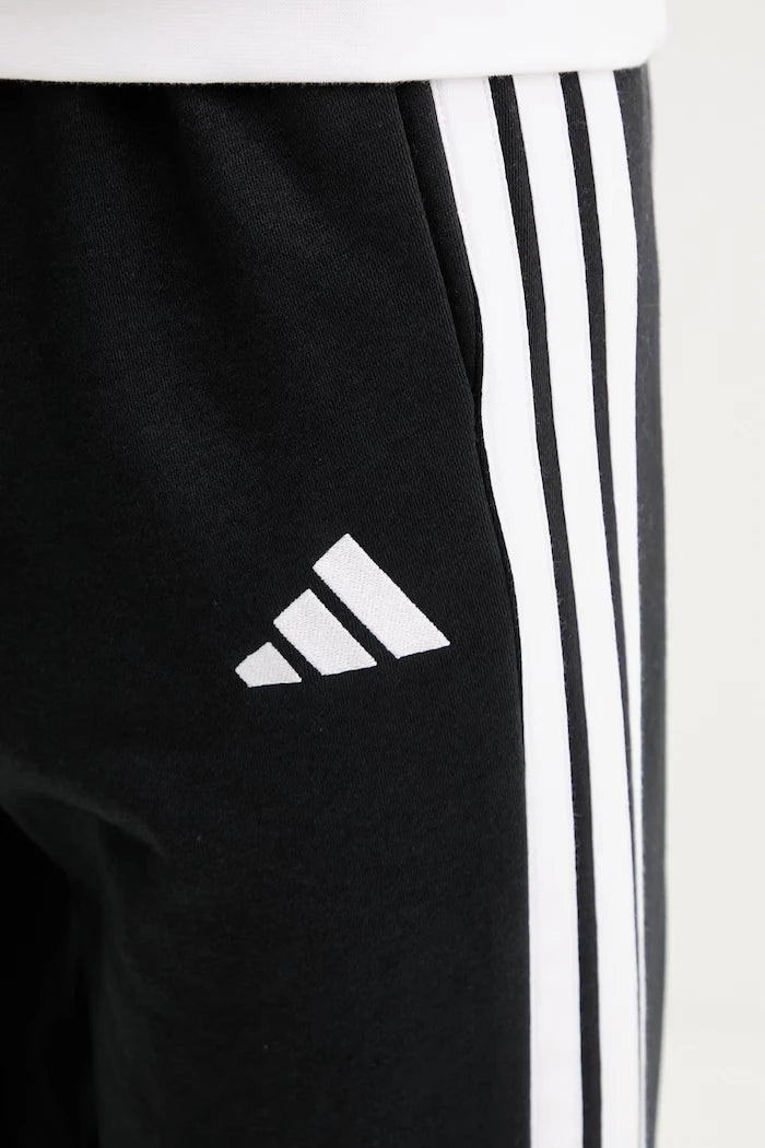 Спортен панталон adidas Essential