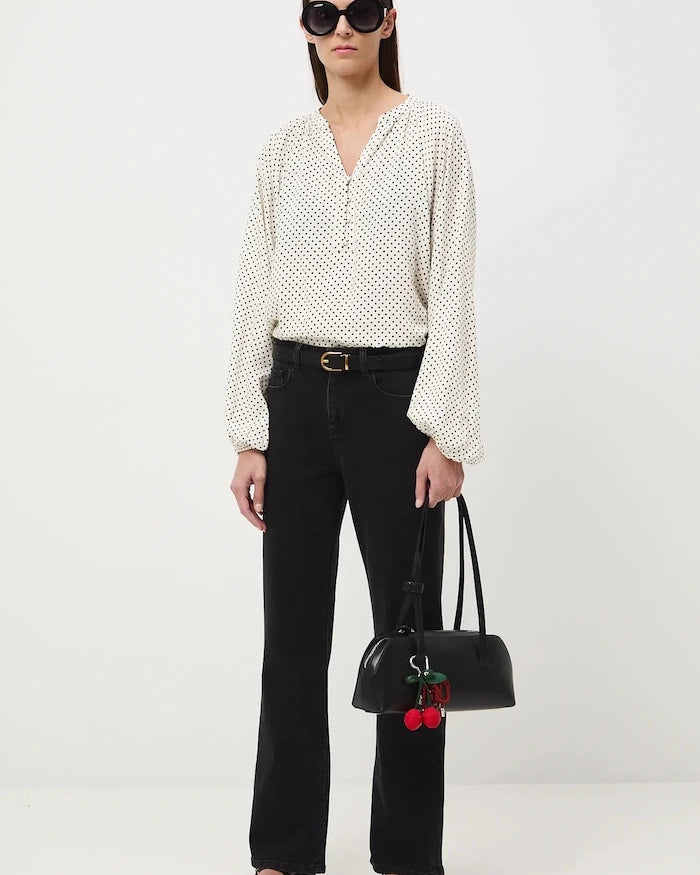 Medicine Jean