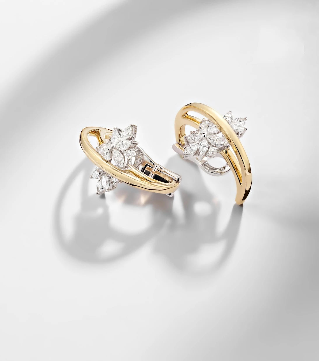 Yeprem - Golden Strada 18kt gold clip-on earring with diamonds