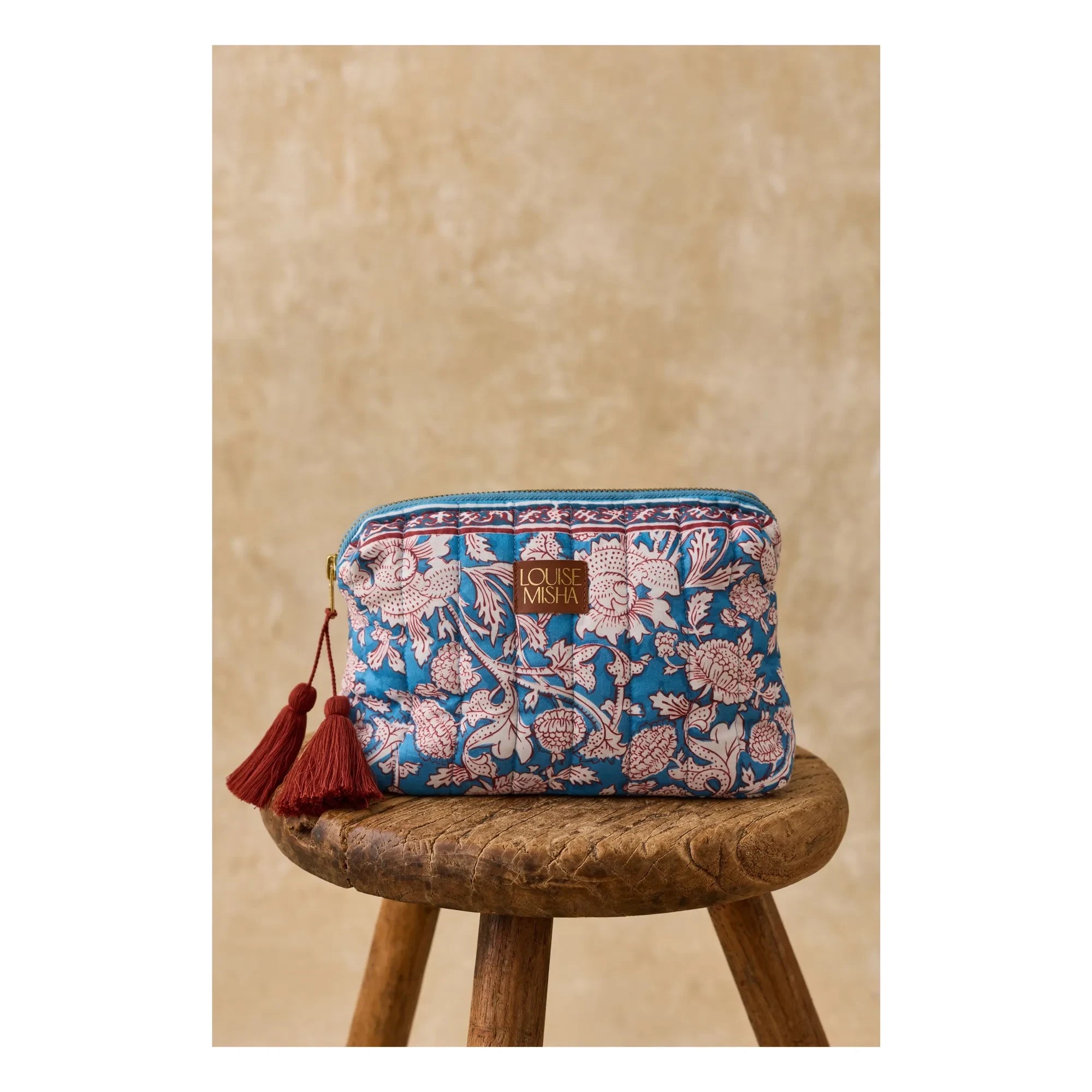 Louise Misha - Teiki toiletry bag | Blue