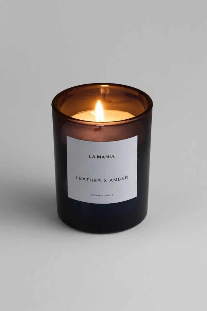 Ароматизирана свещ La Mania Leather&Amber 180 g