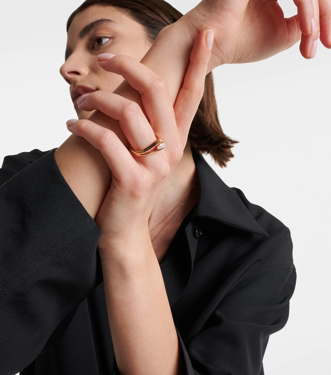 Repossi - Serti Inversé 18kt rose gold ring with diamond