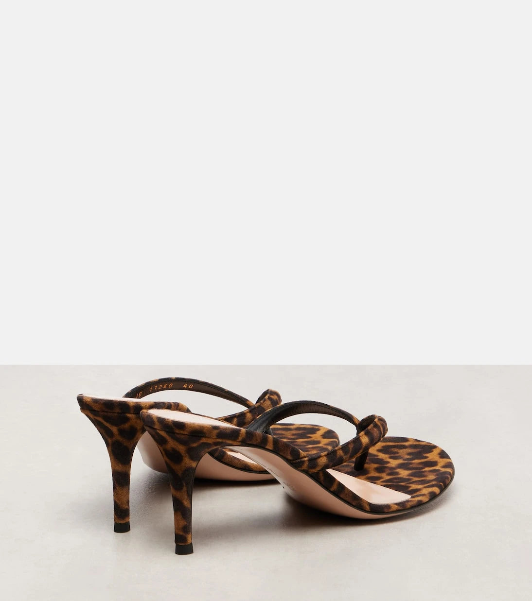 Gianvito Rossi - Calypso 70 suede thong sandals