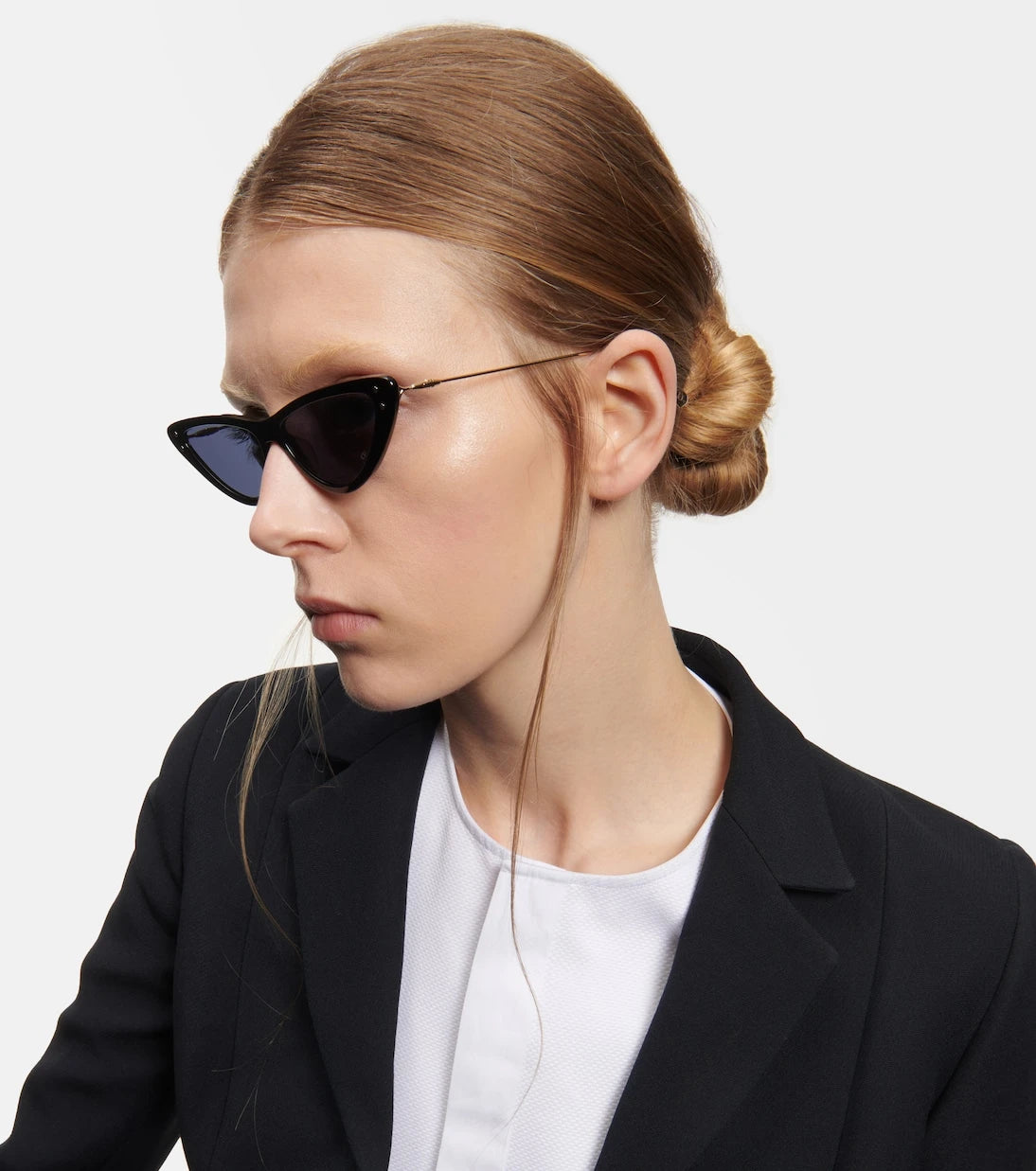 Dior Eyewear - MissDior B4U cat-eye sunglasses