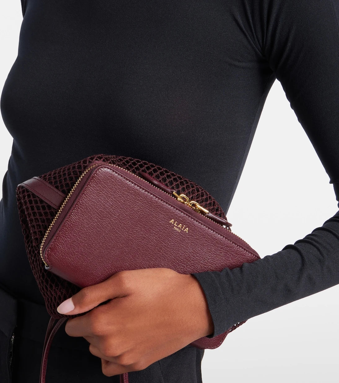 Alaïa - Le Pochon fishnet bucket bag