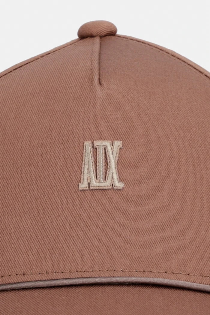 Памучна шапка с козирка Armani Exchange