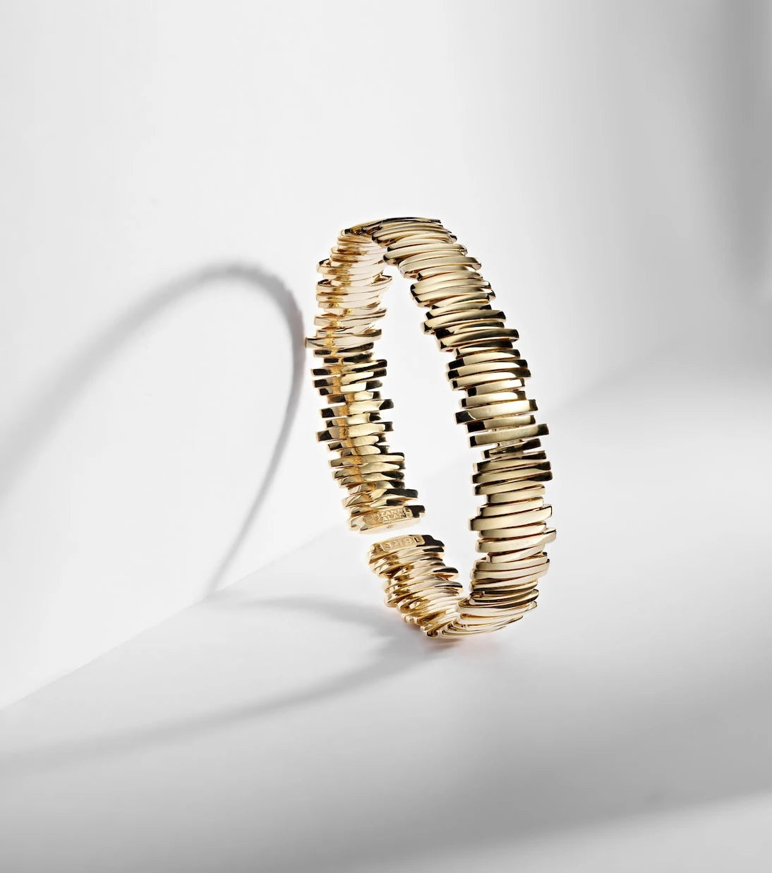Suzanne Kalan - Classic Milli 18kt gold bangle