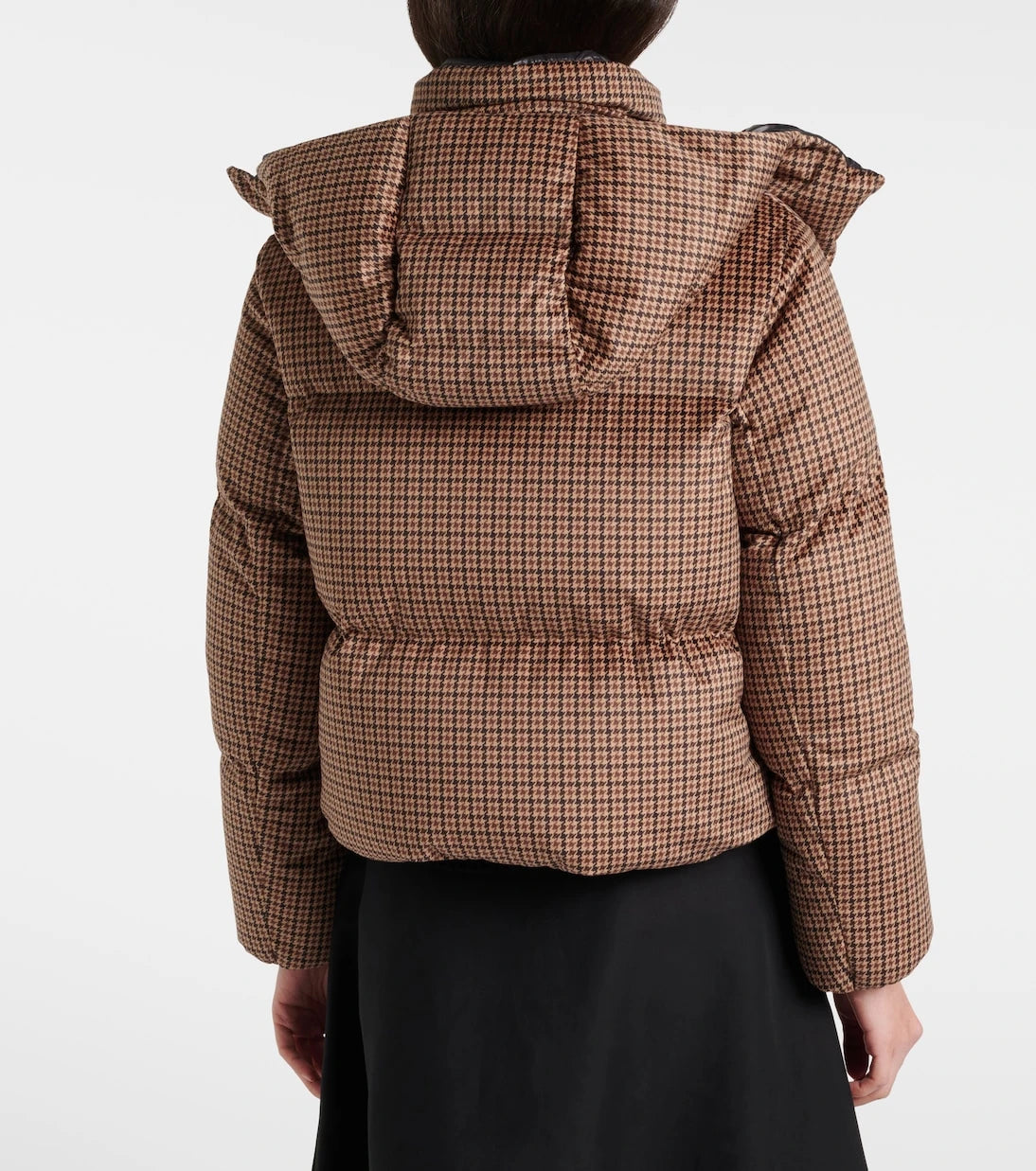 Moncler - جاكيت كويرزي مبطن بتصميم المربعات الصغيرة