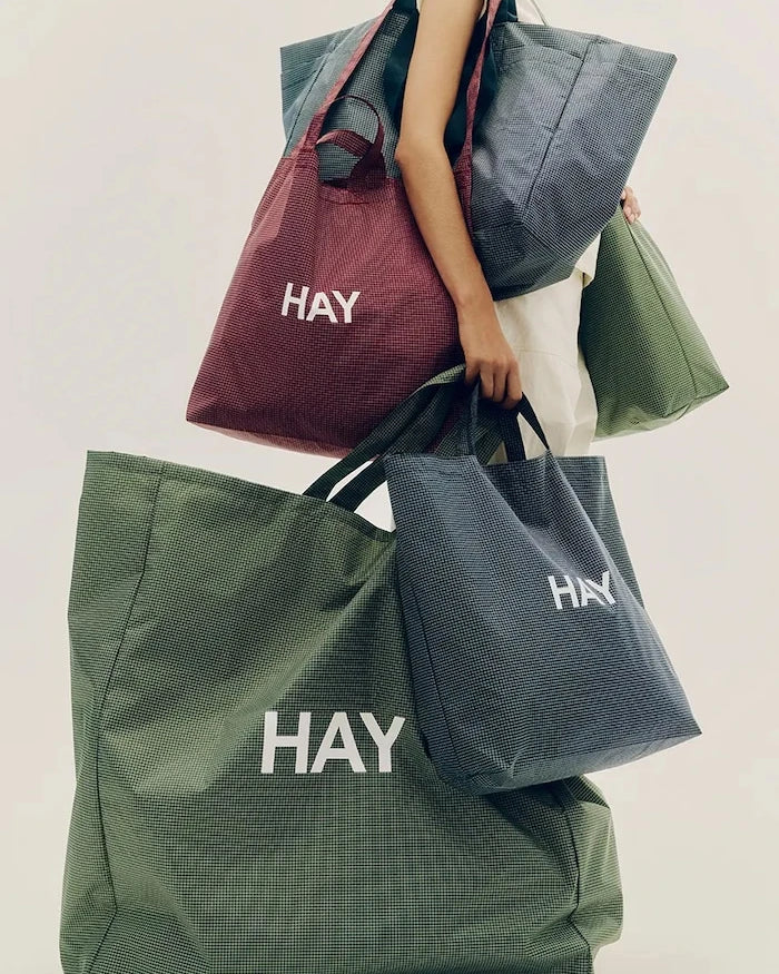 HAY tekstil çanta 34 x 44,5 x 25 cm