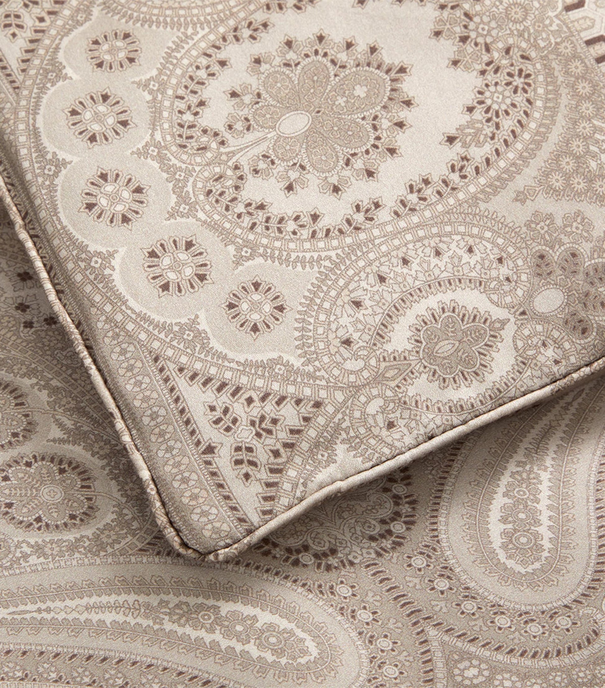 Beaumont Double Duvet Cover (200cm x 200cm)