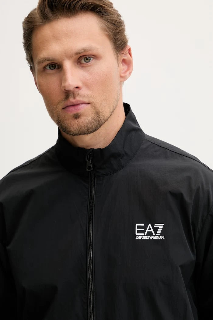EA7 Emporio Armani erkek spor takımı