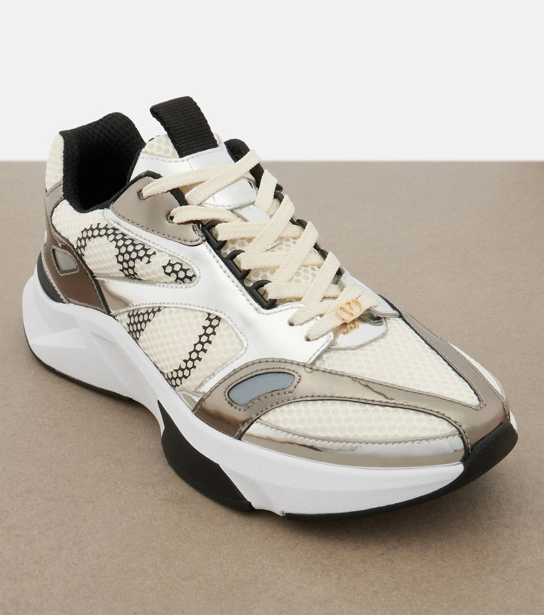 Valentino Garavani - Demivee sneakers