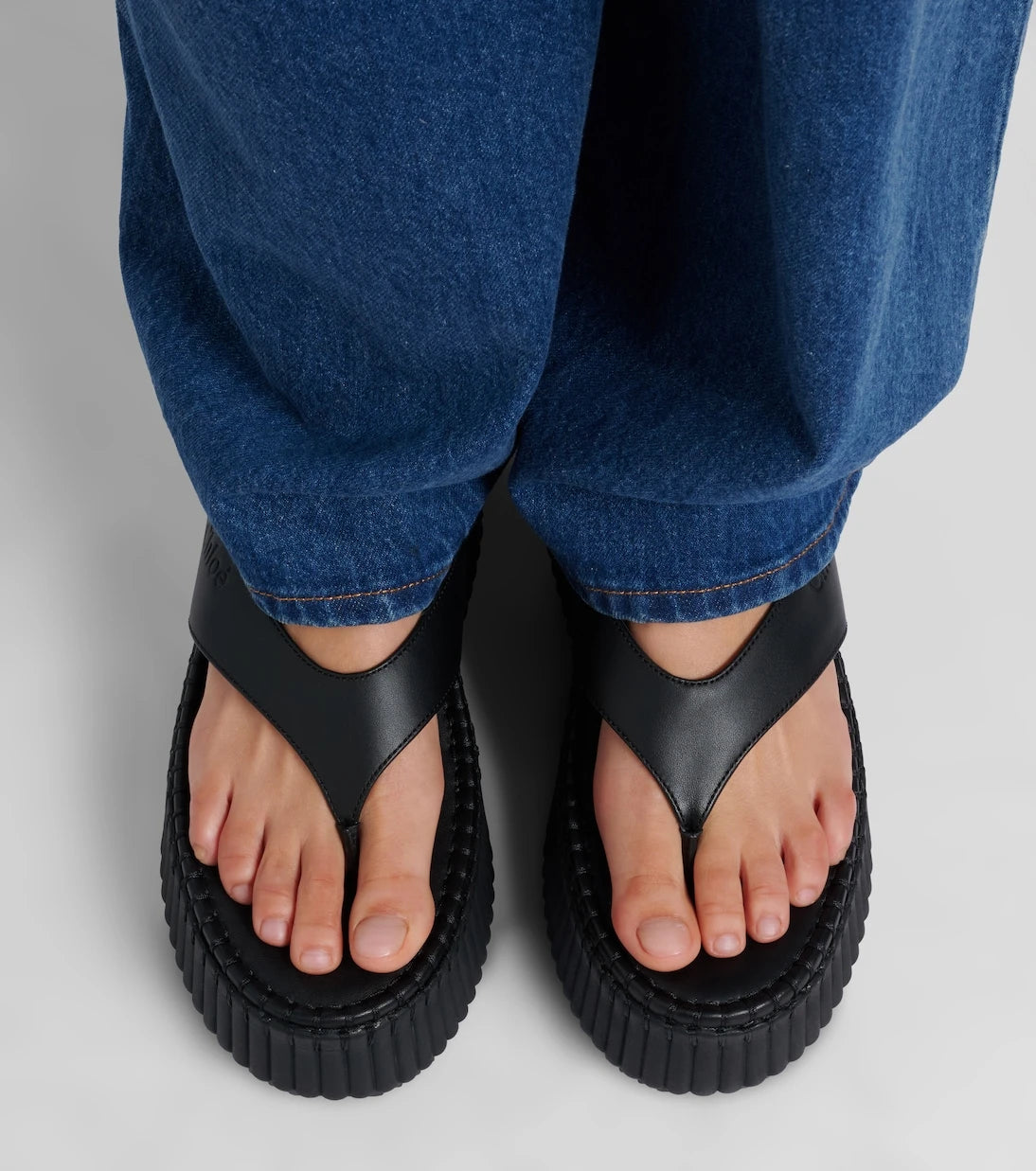 Chloé - Nama leather platform thong sandals
