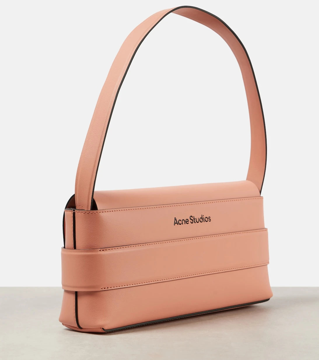 Acne Studios - حقيبة كتف Musubi صغيرة من الجلد
