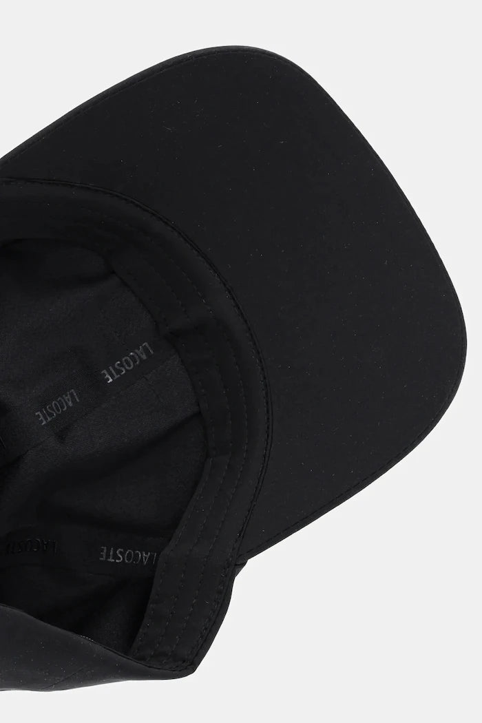 Шапка с козирка Lacoste