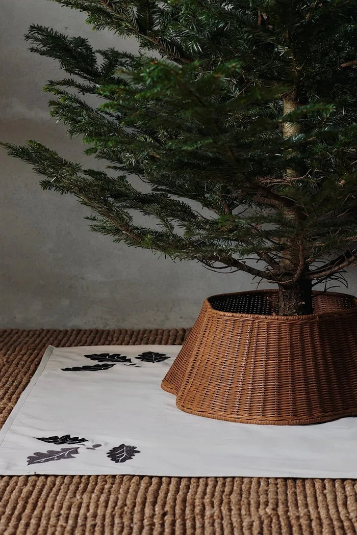 Кошница за елха ferm LIVING Drape 53 x 54 x 21 cm