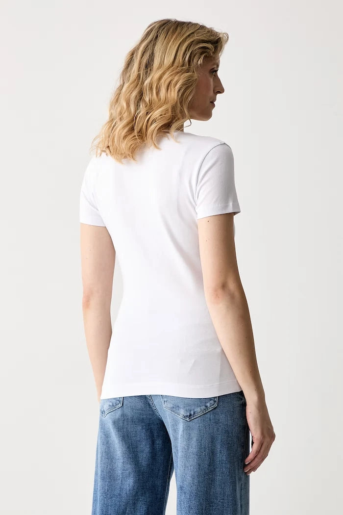 Guess Pamuk ve Elastanlı Kadın Tişört PAISLEY