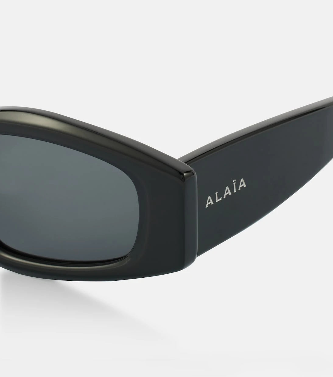 Alaïa - نظارة شمسية مستطيلة بشعار