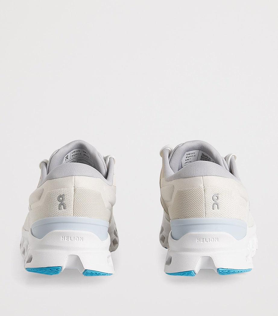 Multi Cloudstratus 3 Trainers