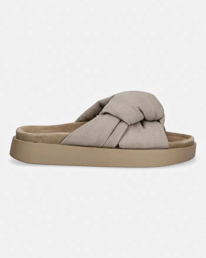 Inuikii Oversized Linen Knot Terlik