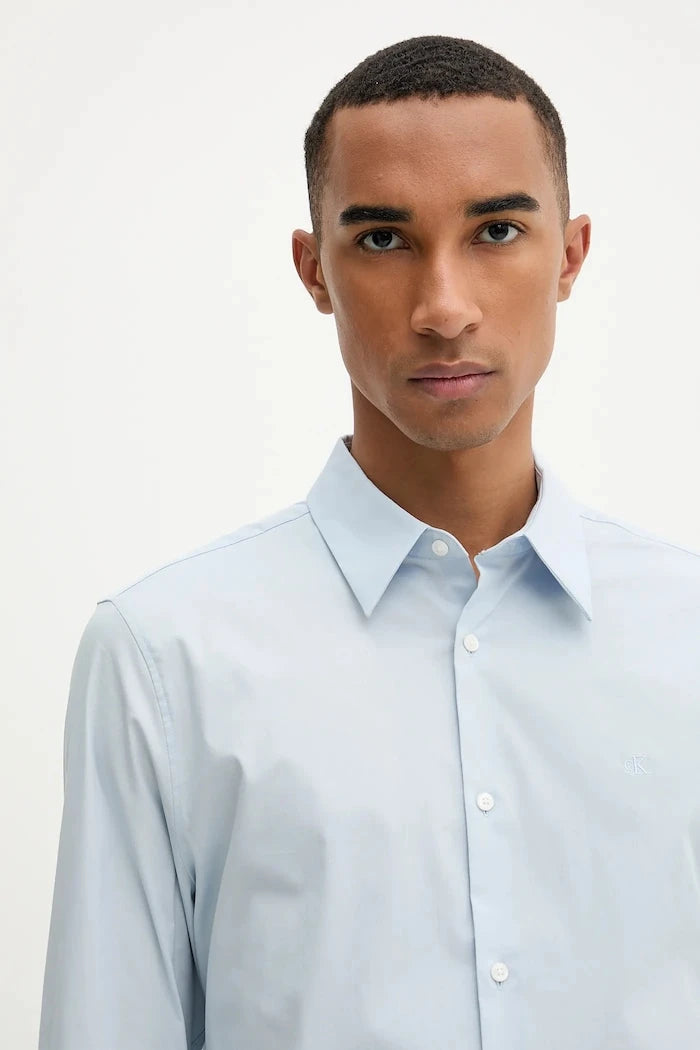 Calvin Klein pamuklu erkek gömleği