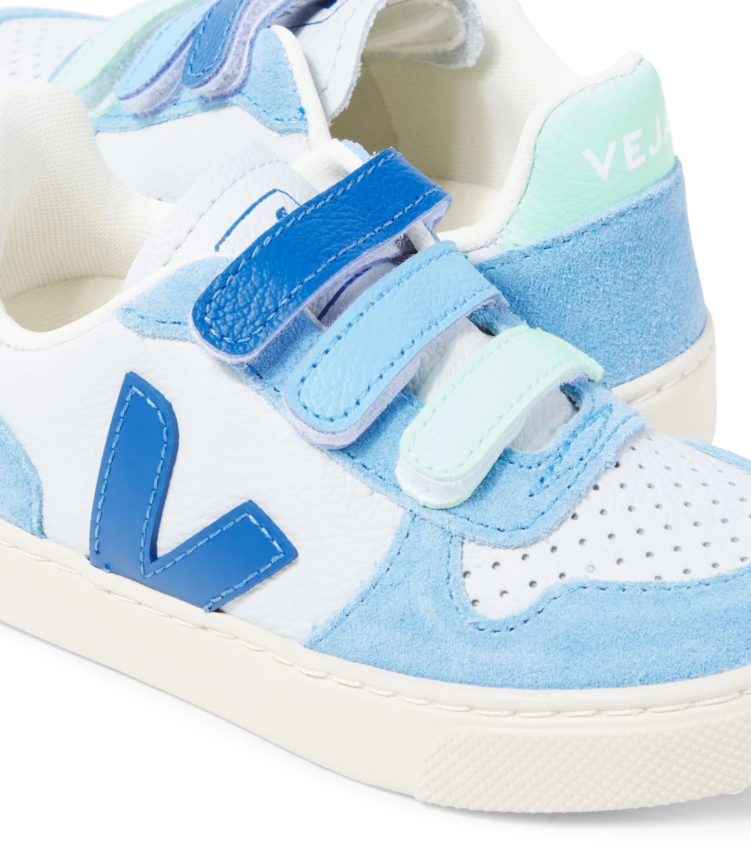 Veja Kids - أحذية رياضية جلدية V-10