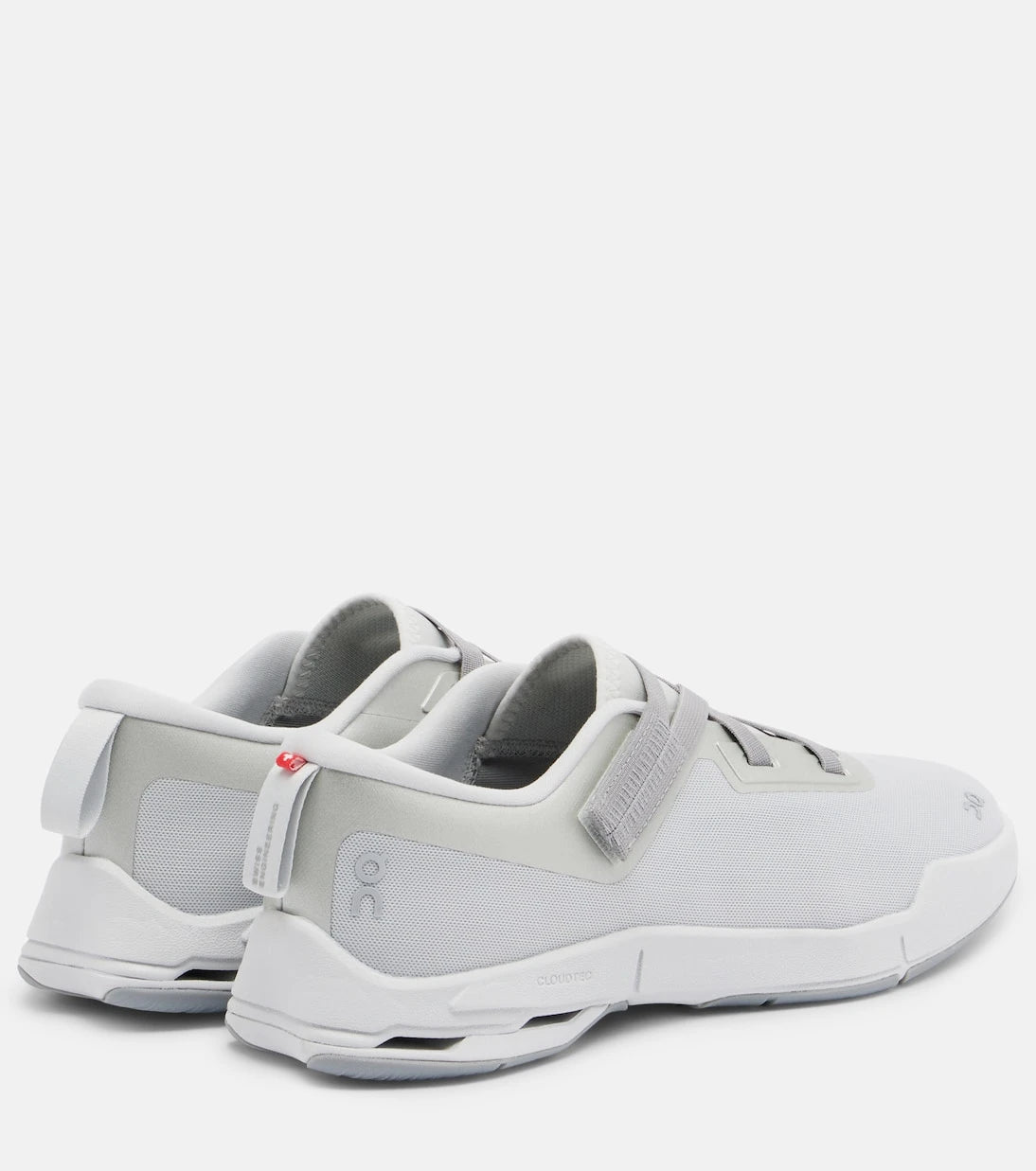 On - x Zendaya Cloudnova Moon sneakers