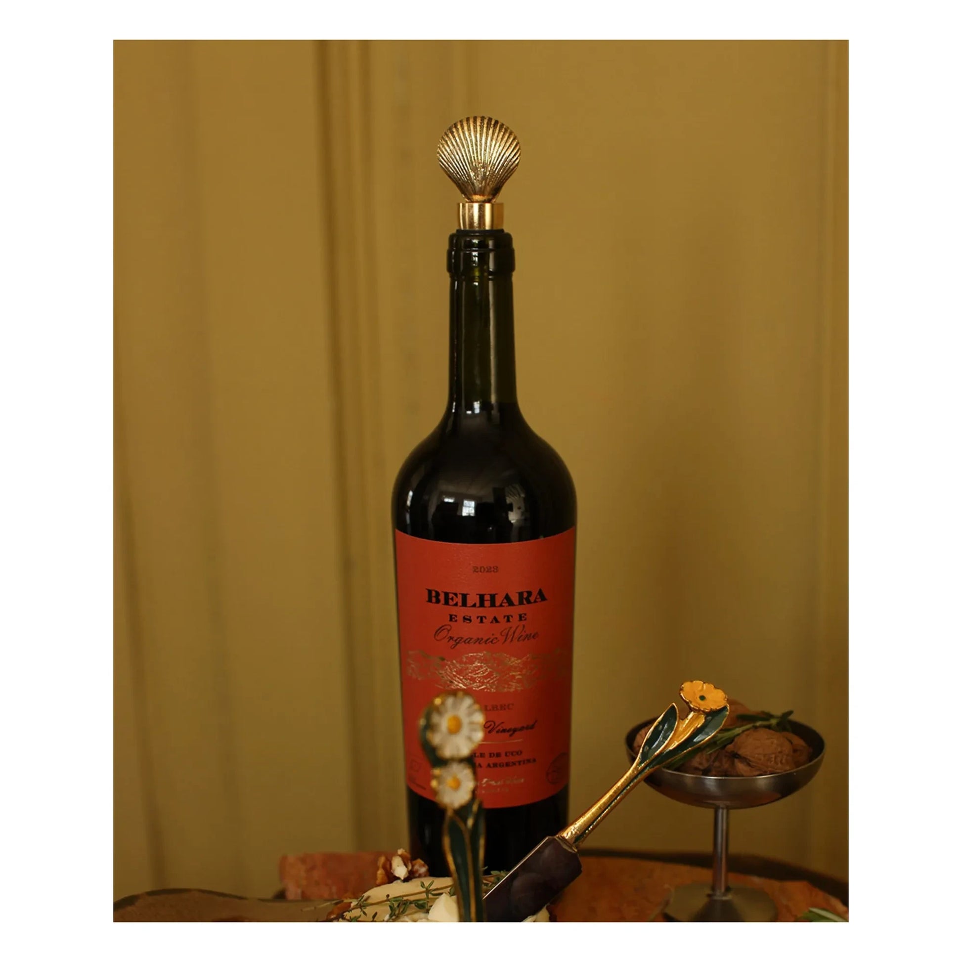 Doing Goods - Abby bottle stopper | Brass