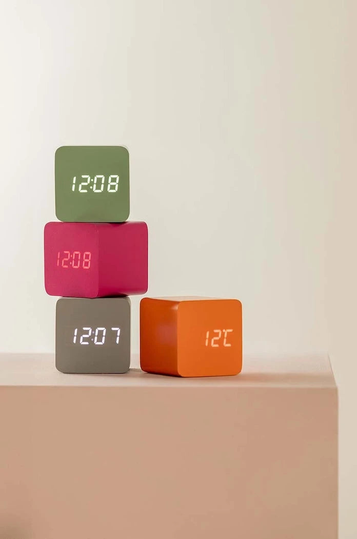 Будилник Karlsson Spry Square LED