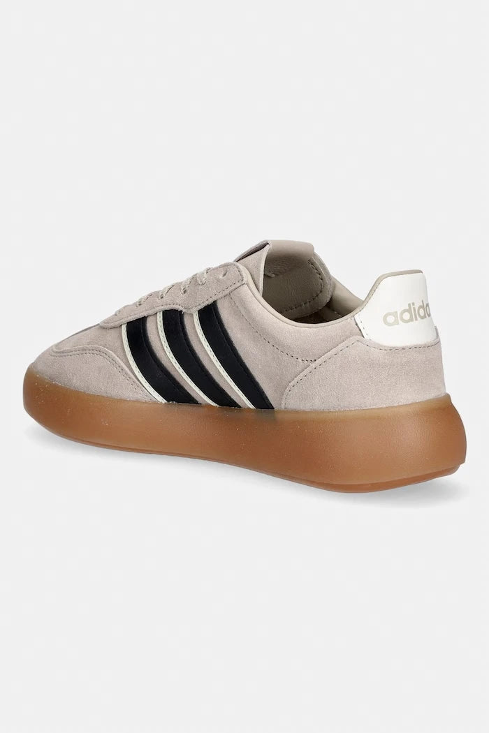 Велурени маратонки adidas Barreda Decode