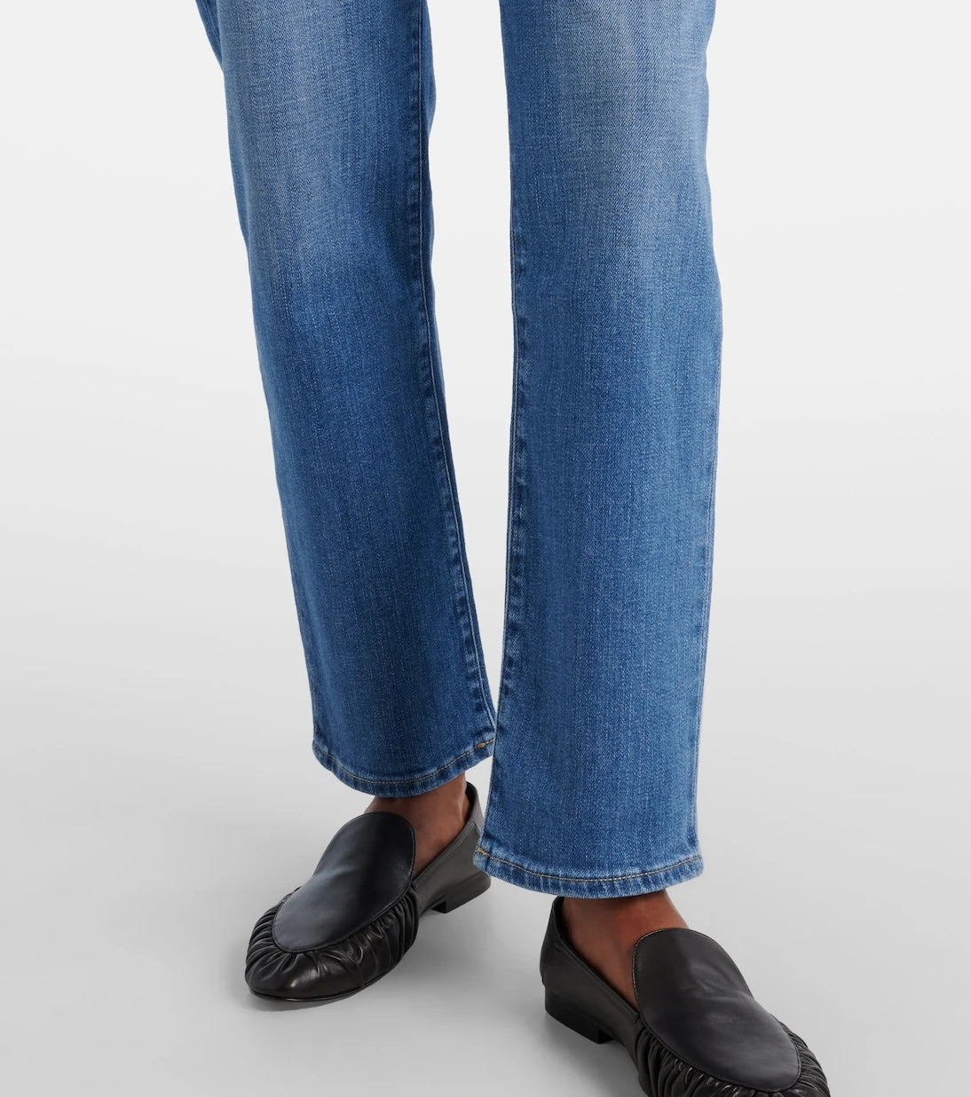 AG Jeans - بنطلون جينز روتردام بقصة مستقيمة